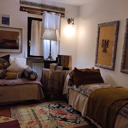 Bed and Breakfast Il Cortiletto Quartiano Exteriér fotografie